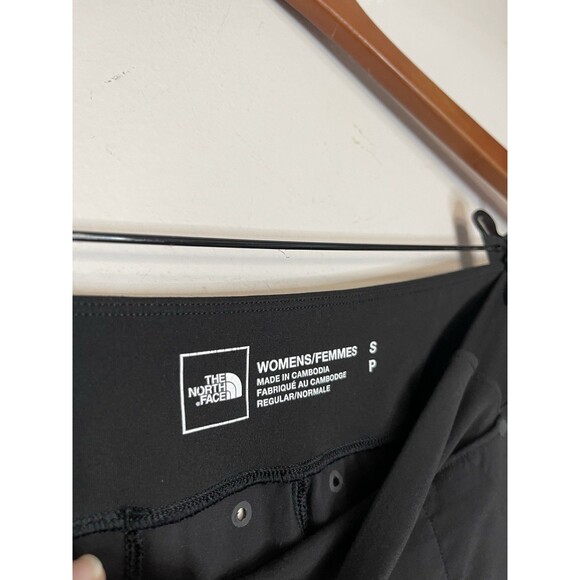 The North face Women's Small Black Lightweight Crop Jogger Pants - Picture 6 of 8